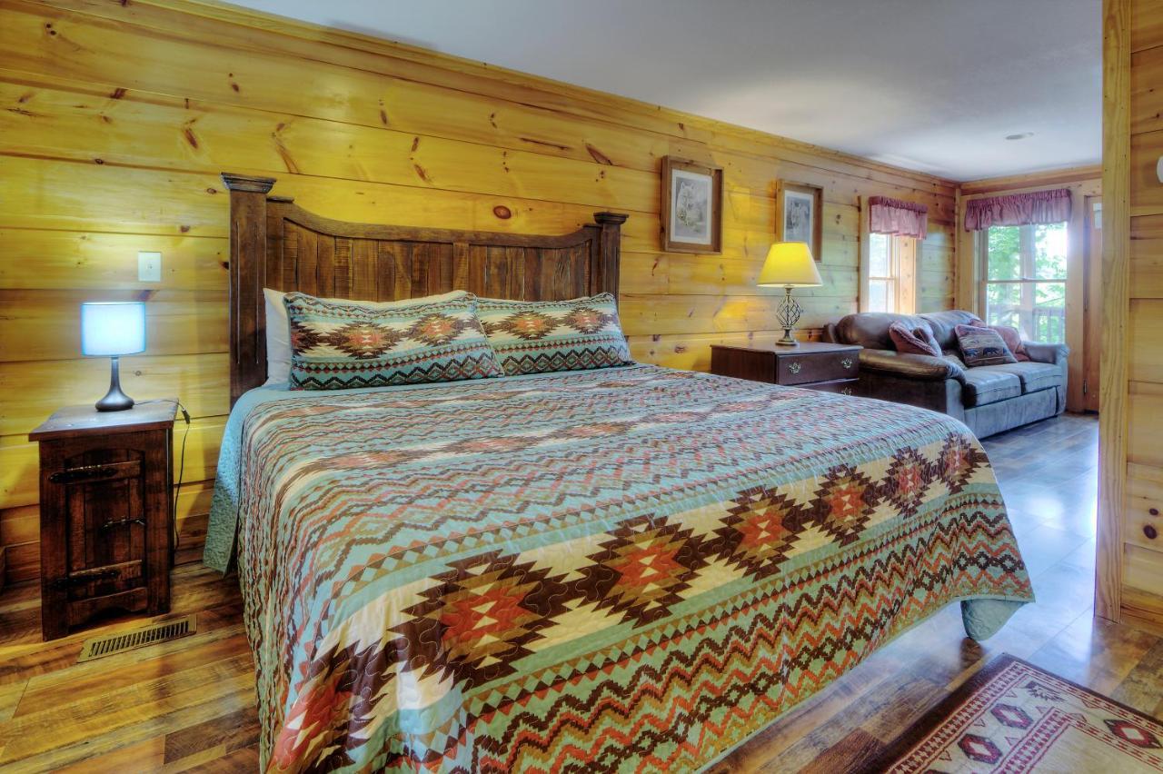 Great Wolf Cabin In Pigeon Forge! Villa Luaran gambar